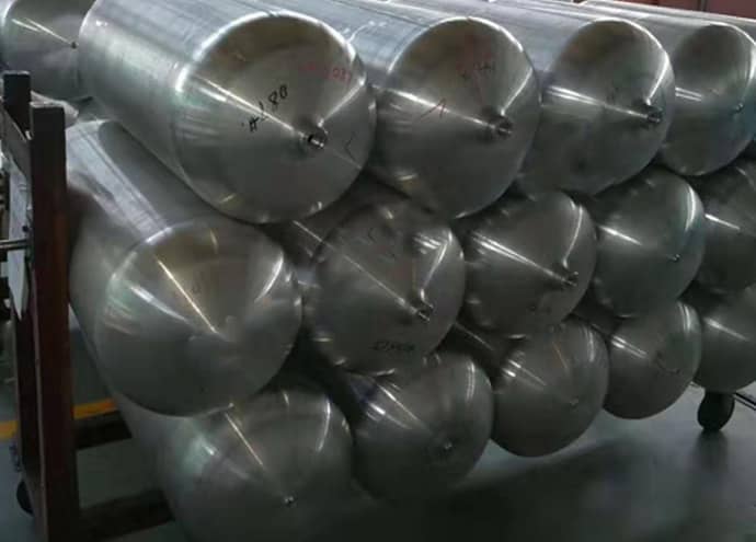 氣瓶.jpg 氣瓶.jpg